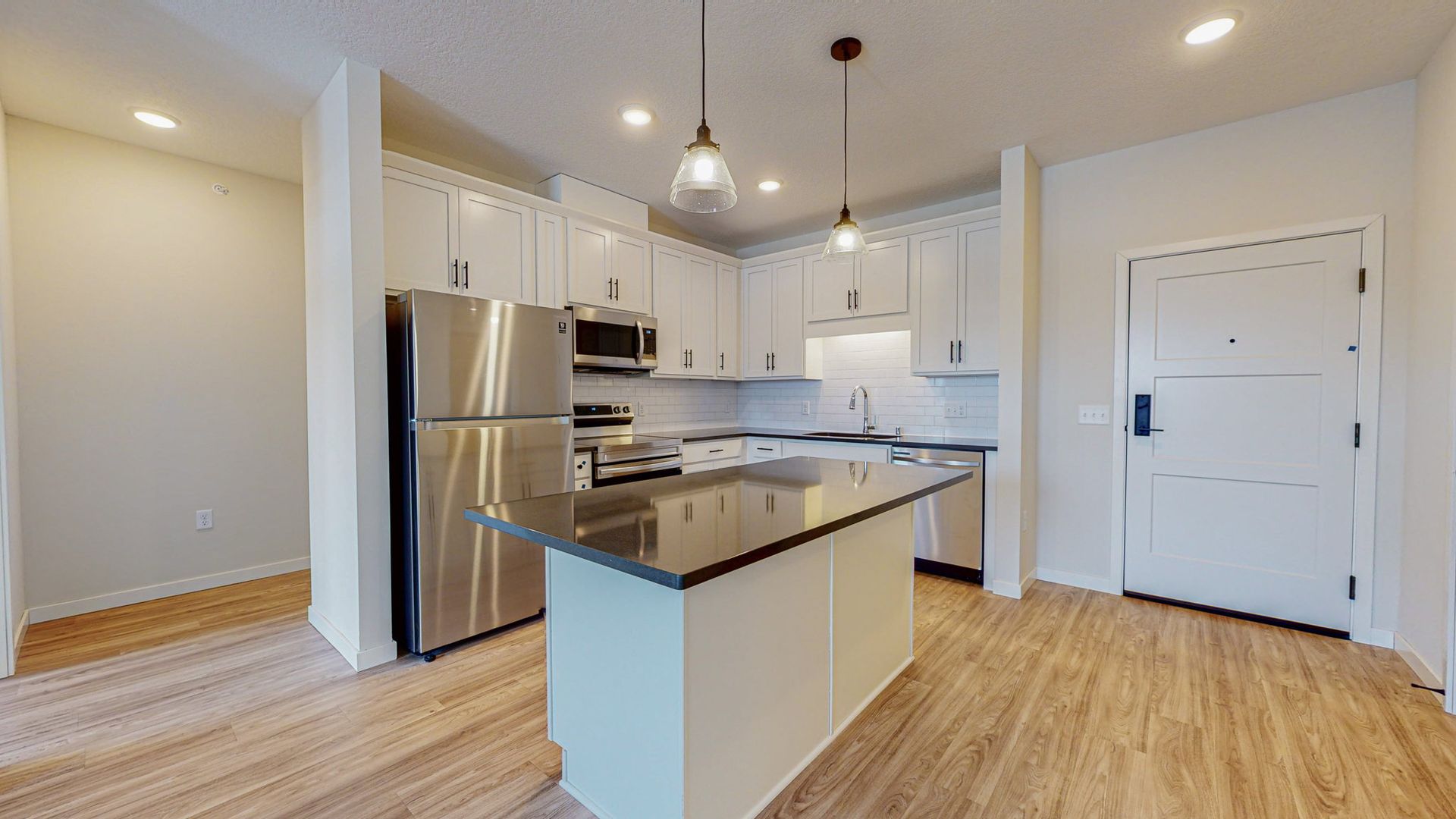 119-01 Shady Oak Crossing 6 of 11