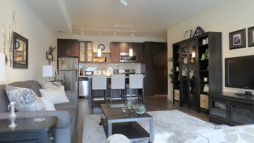 White Bear Lake Apartment: 4495 Lake Avenue S