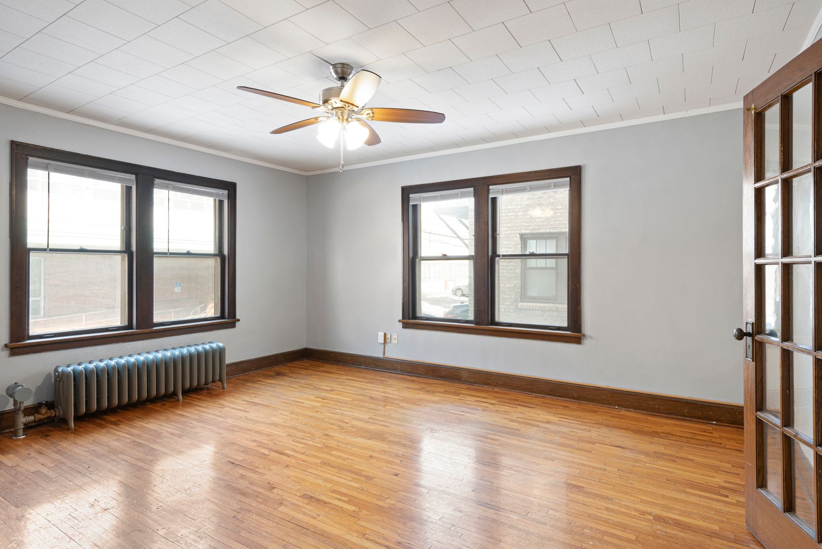 St. Paul Apartment: 1311 Grand Ave