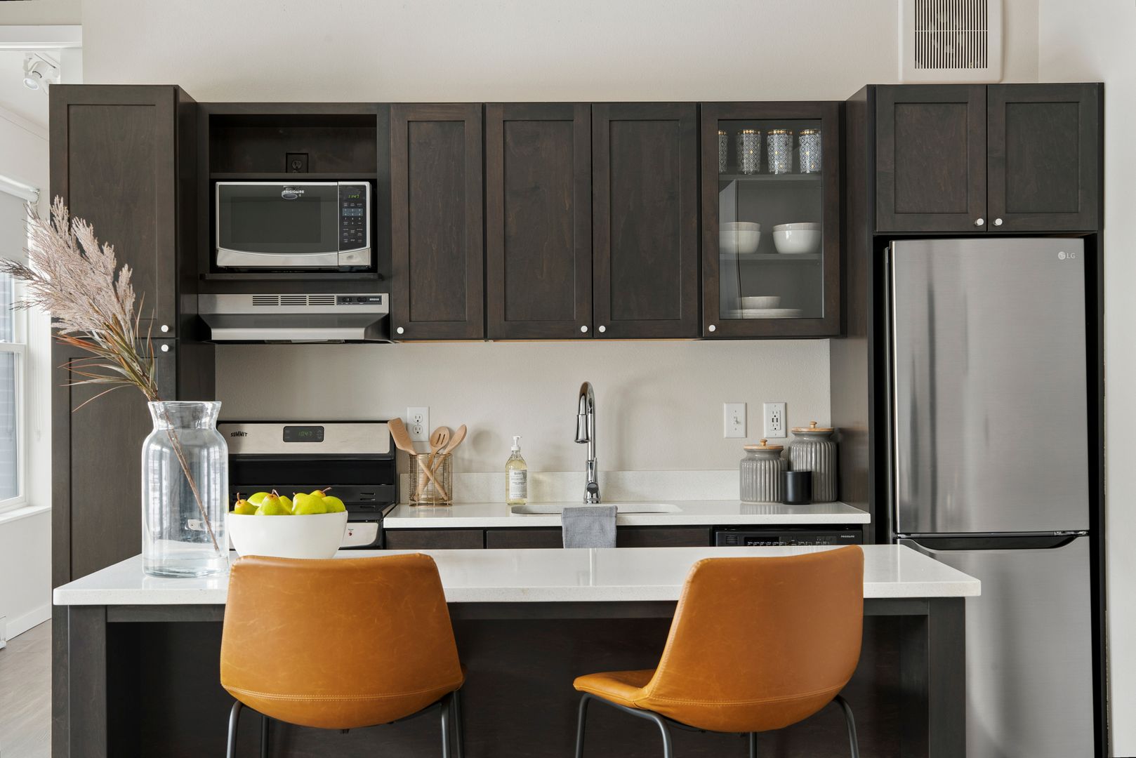 Minneapolis Apartment: 1006 West 24th Street