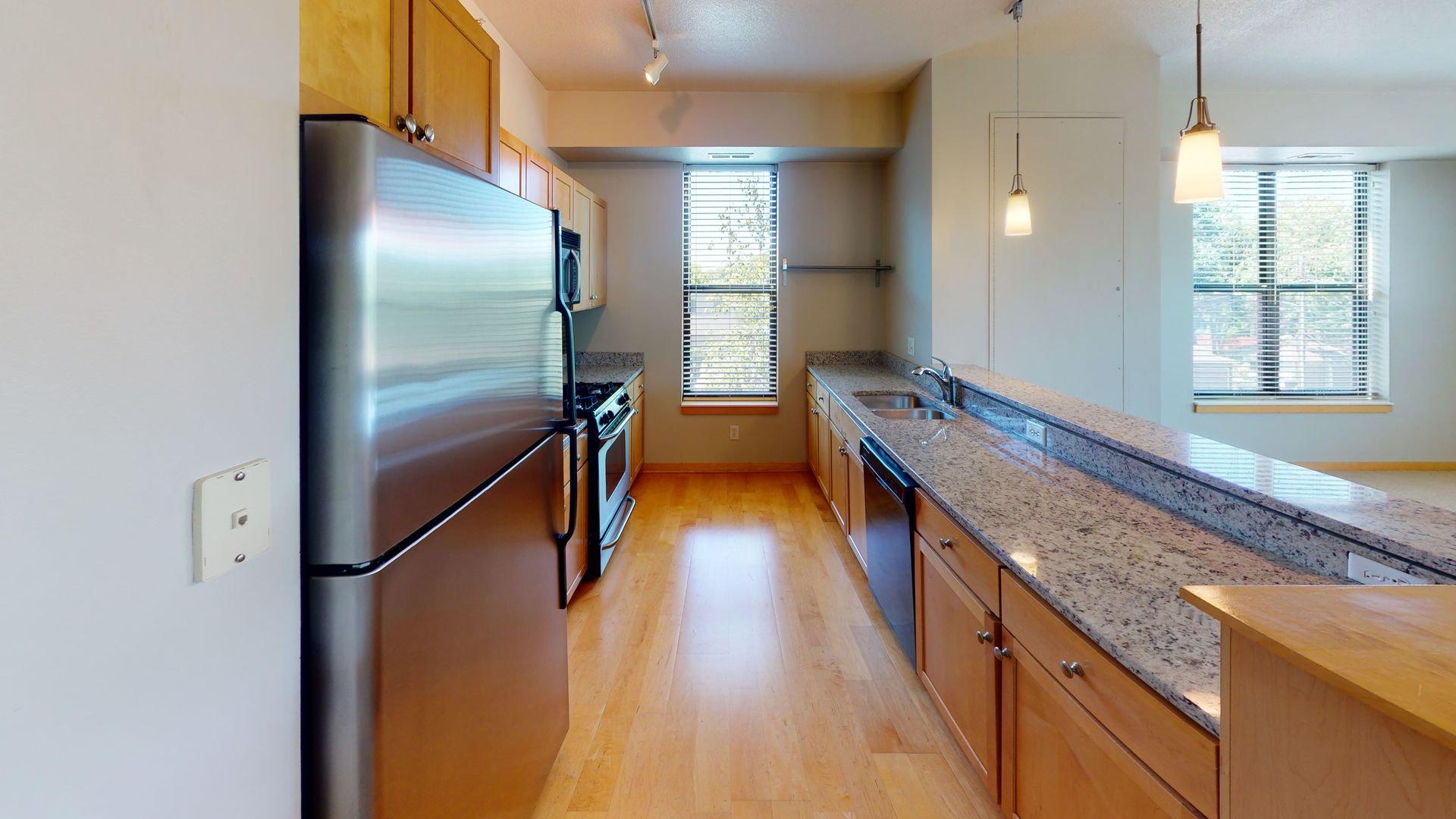 Minneapolis Apartment: 4610 Lake St East
