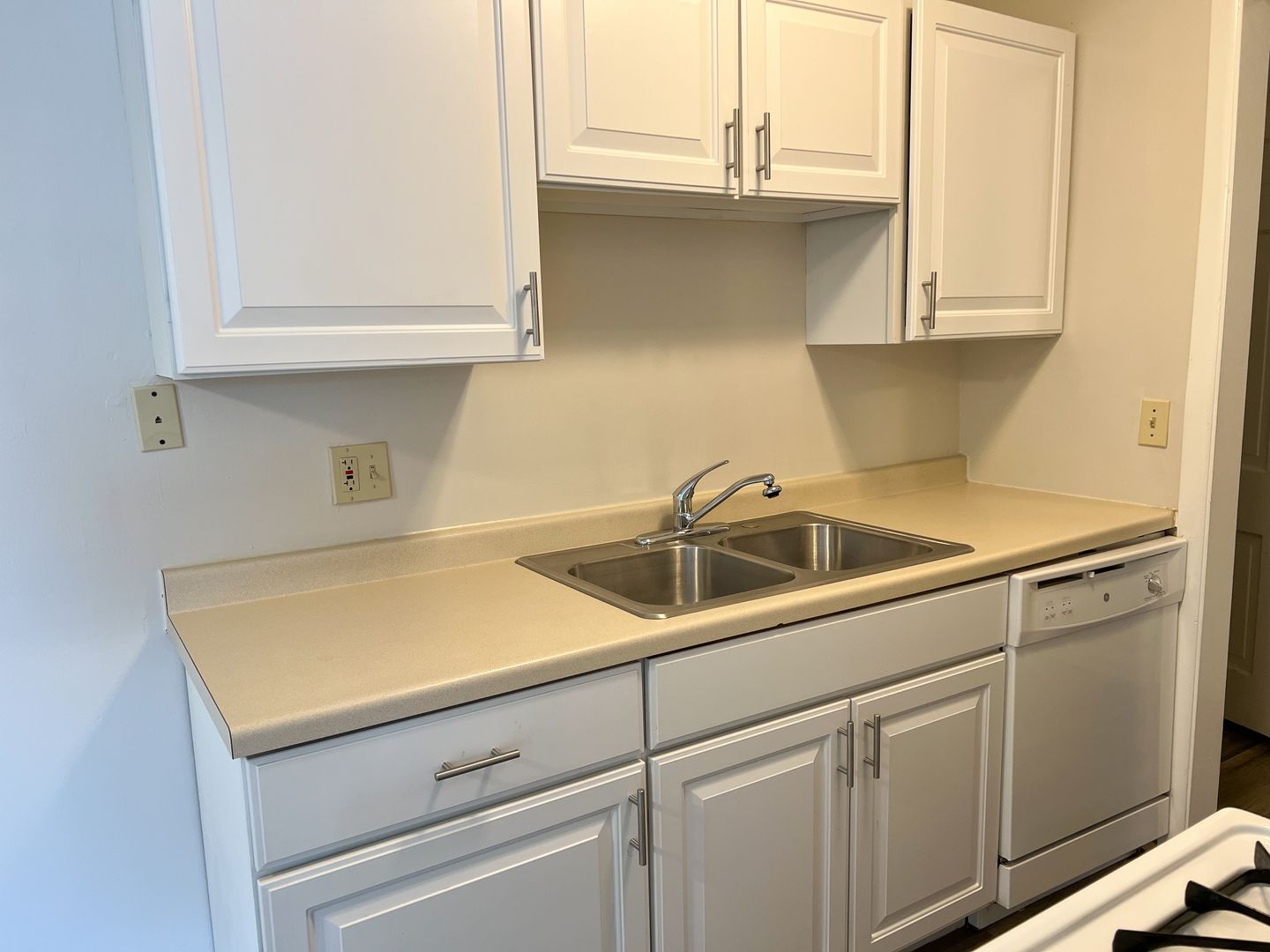 Minneapolis Apartment: 3029 France Avenue South