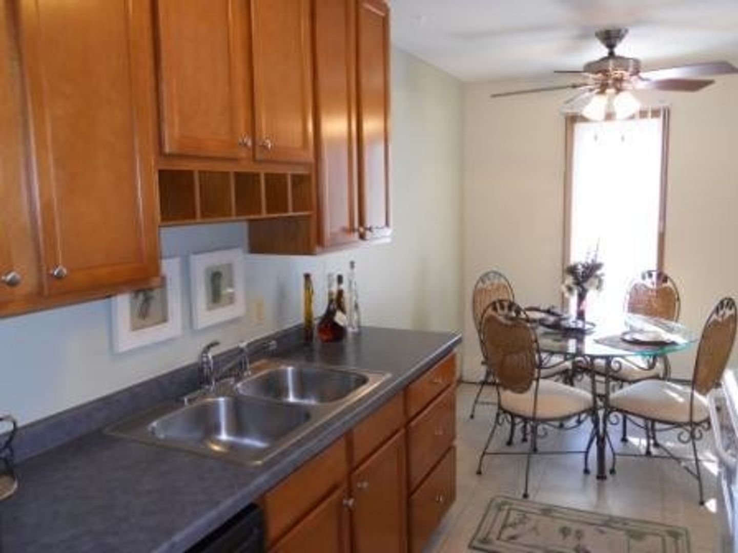 Eagan Apartment: 3898 S Valley View Dr