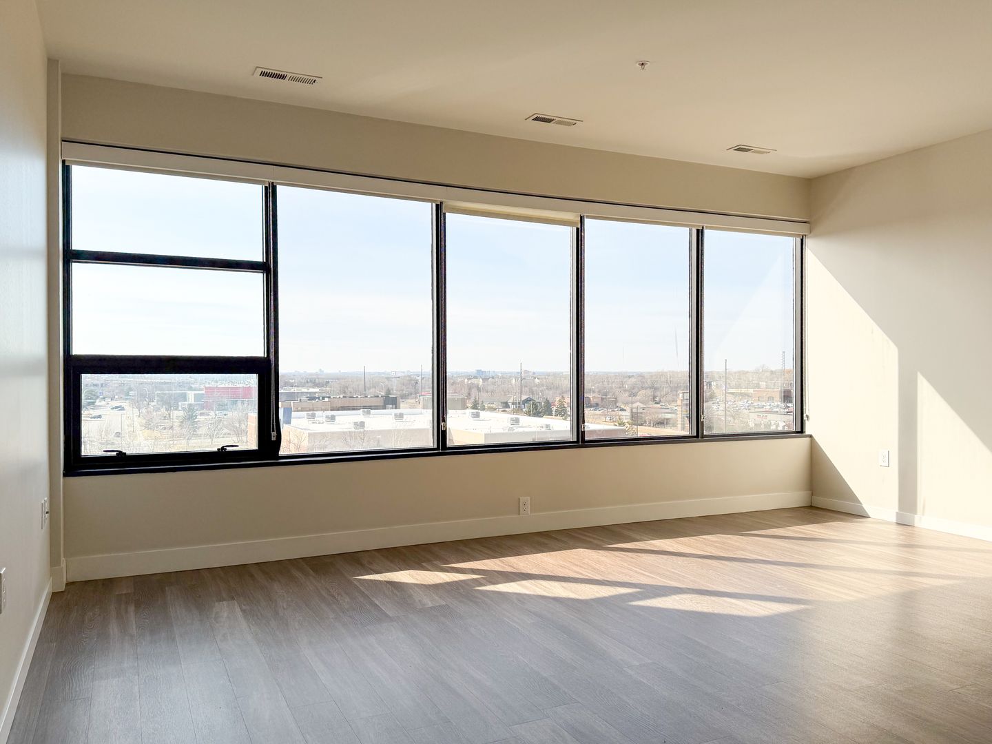 Eagan Apartment: 3435 Promenade Avenue