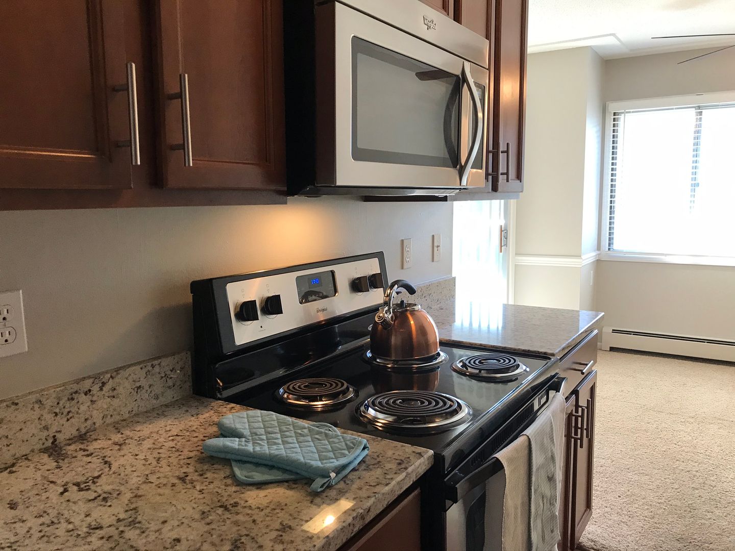 Eagan Apartment: 1950 Jade Lane