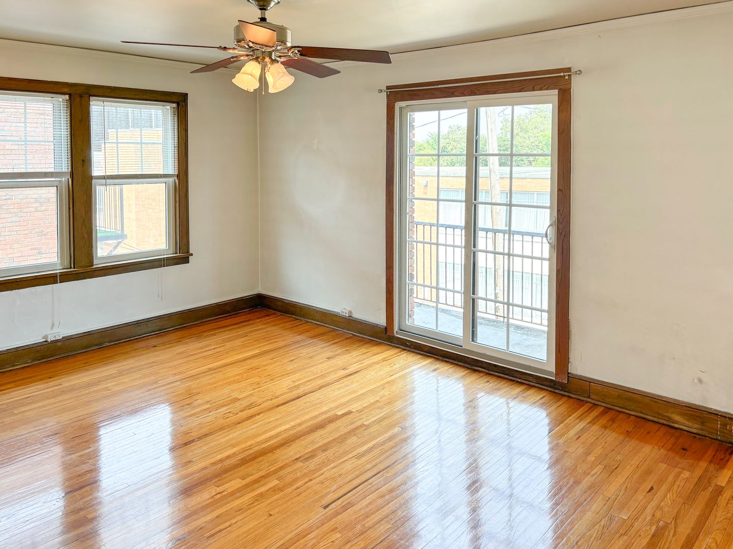 St. Paul Apartment: 1299 Grand Ave