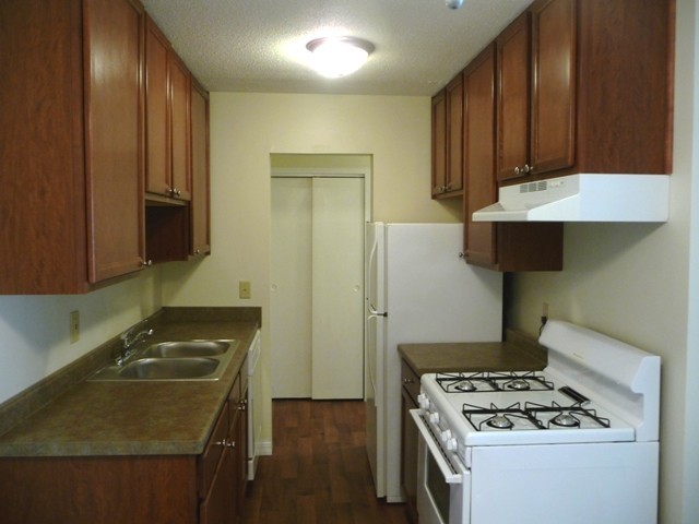 Minneapolis Apartment: 3029 France Avenue South