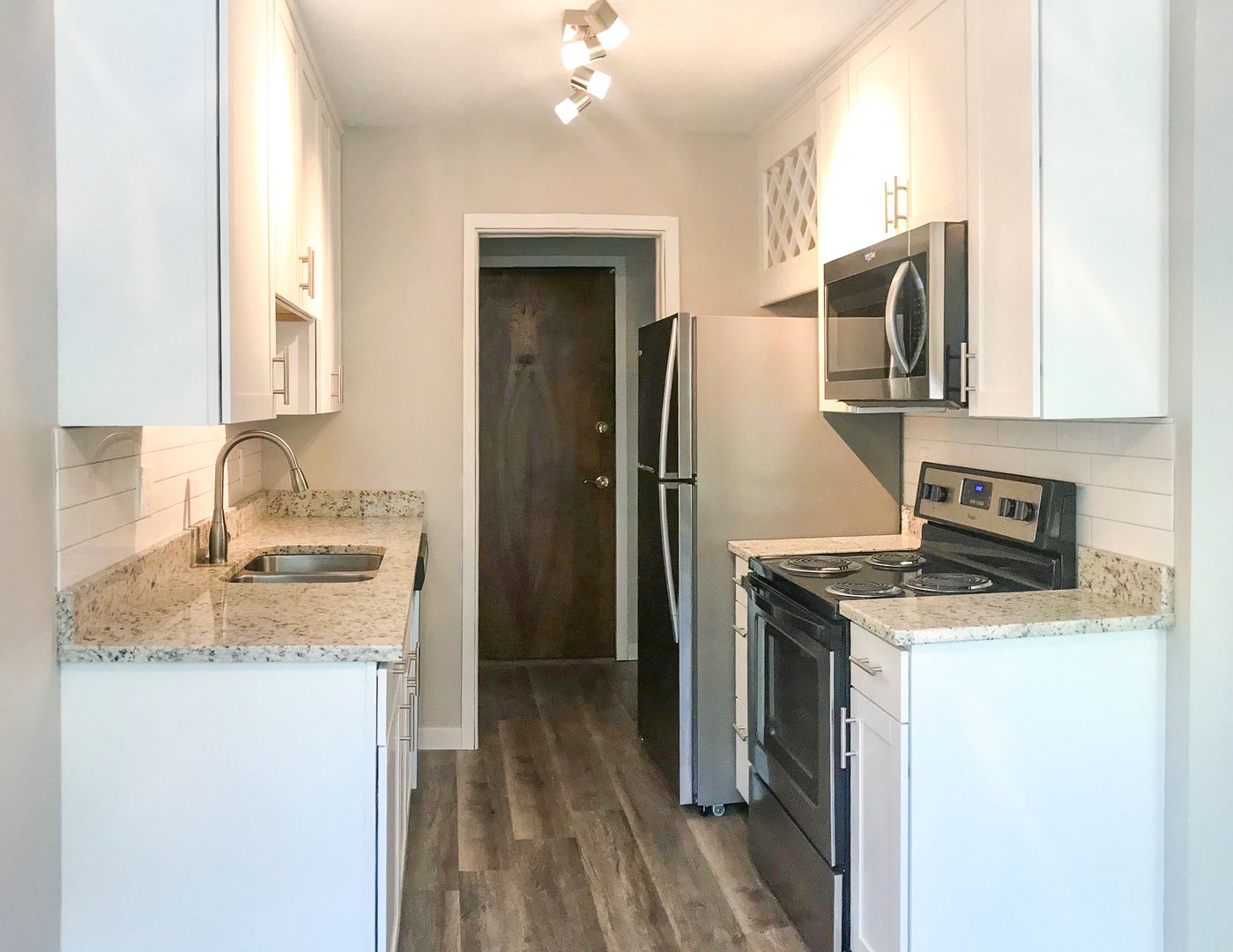 St Louis Park Apartment: 2480 South Hwy 100