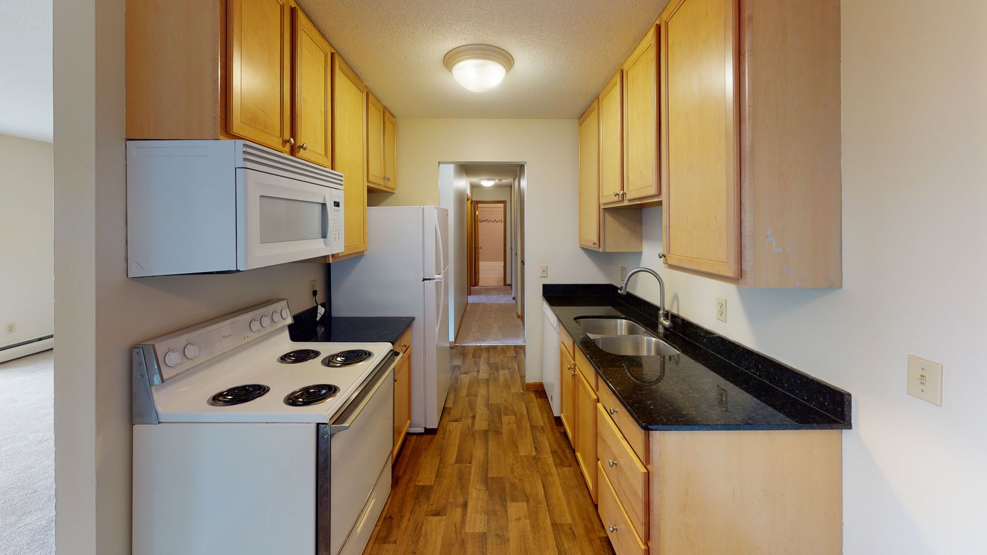 Eagan Apartment: 3898 S Valley View Dr