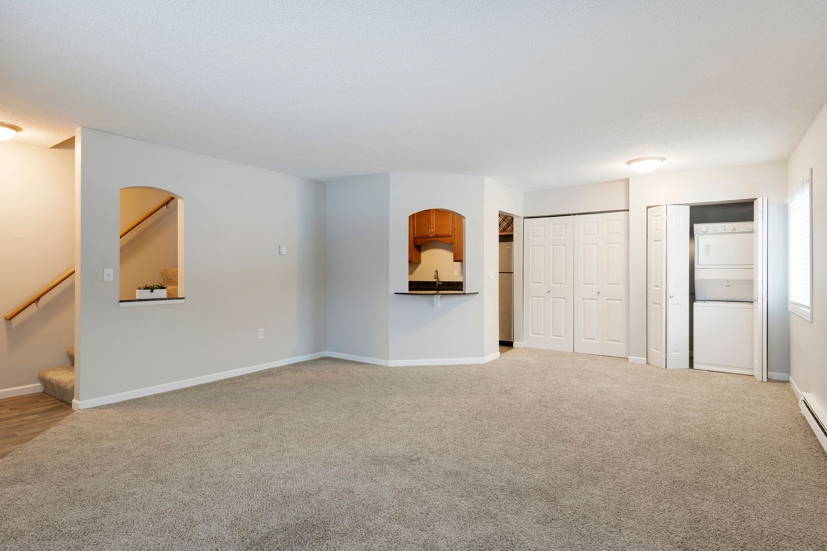 Rosemount Townhome: 14600 Shannon Pkwy