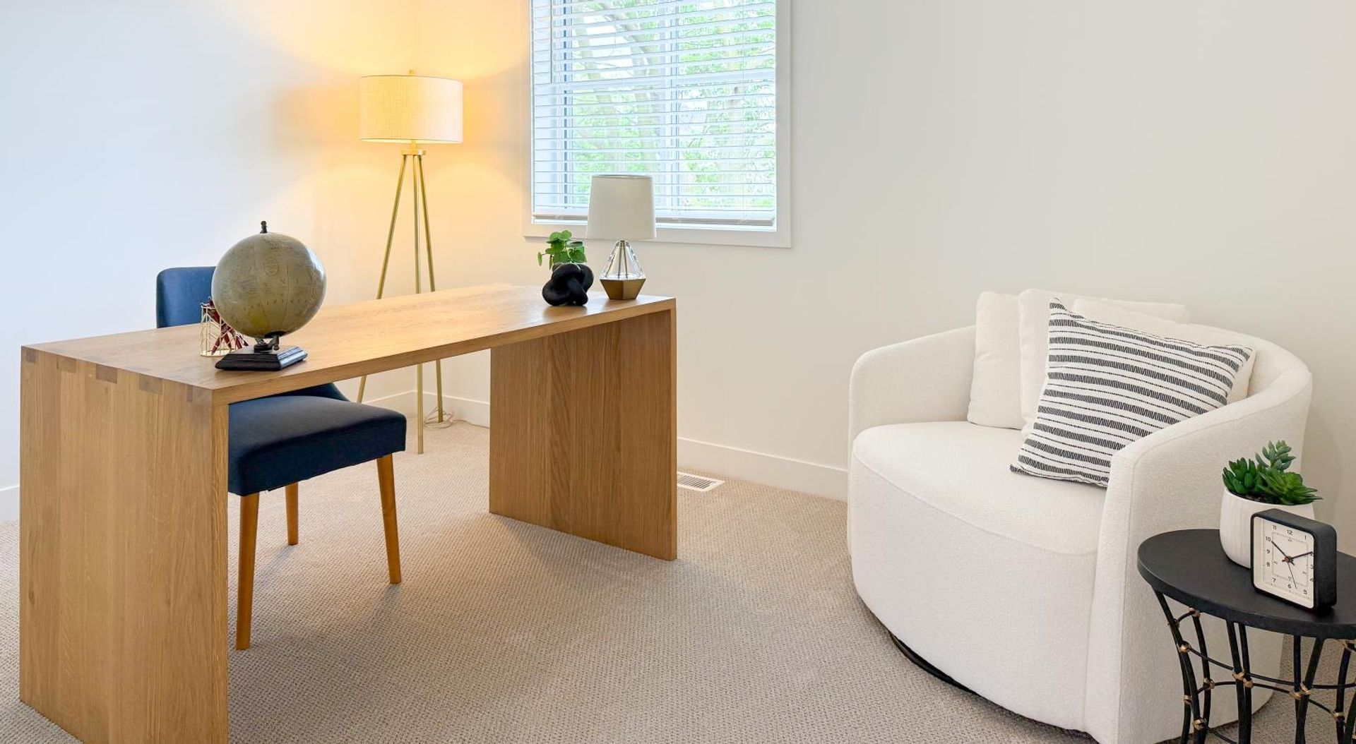 Mendota Heights Apartment: 765 South Plaza Drive