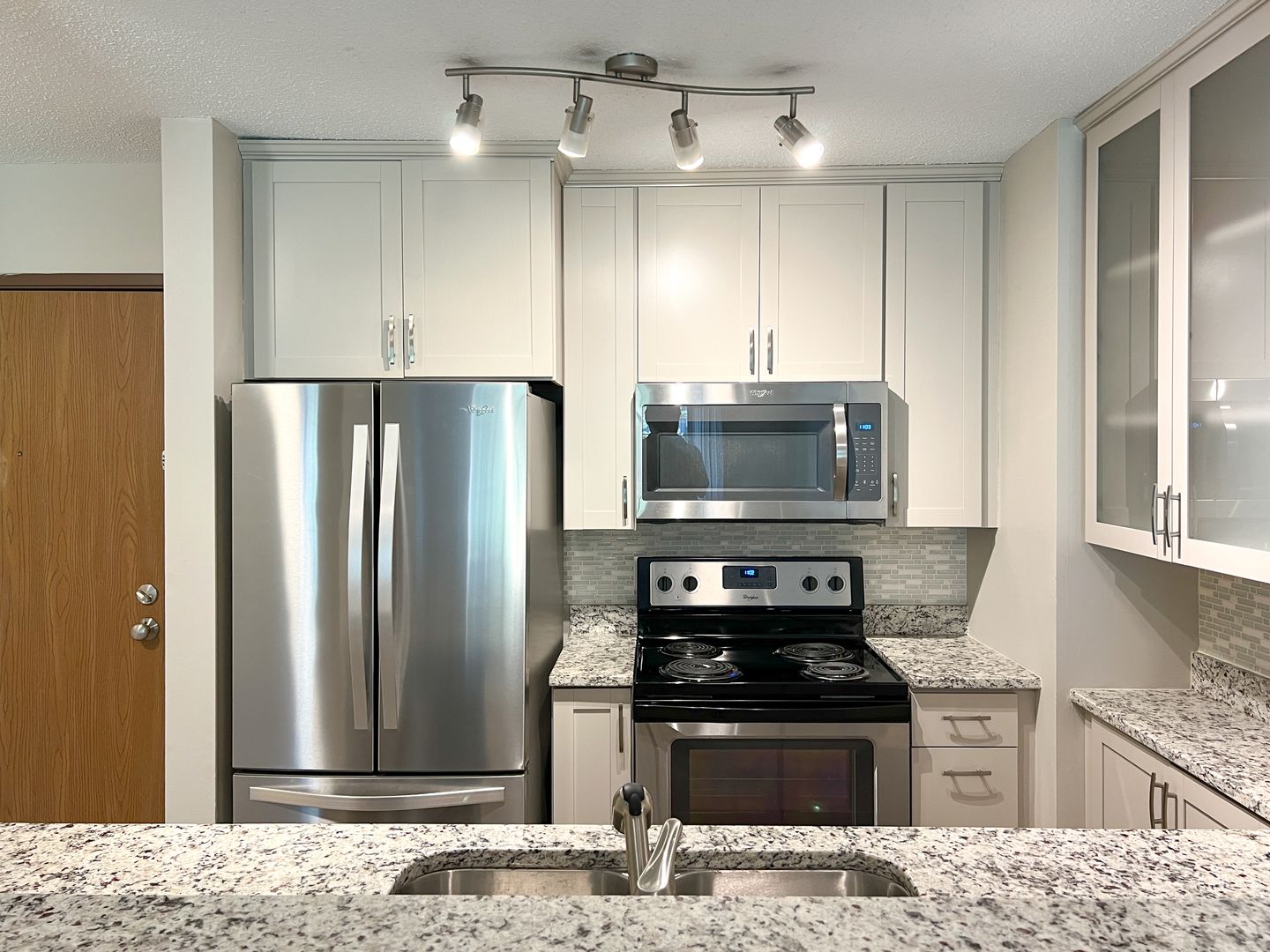 Minnetonka Apartment: 6100 Chasewood Pkwy