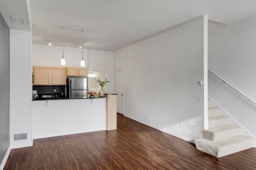 Stunning 2-Story Rowhouse with Private Entrance at West River Commons – photo 1