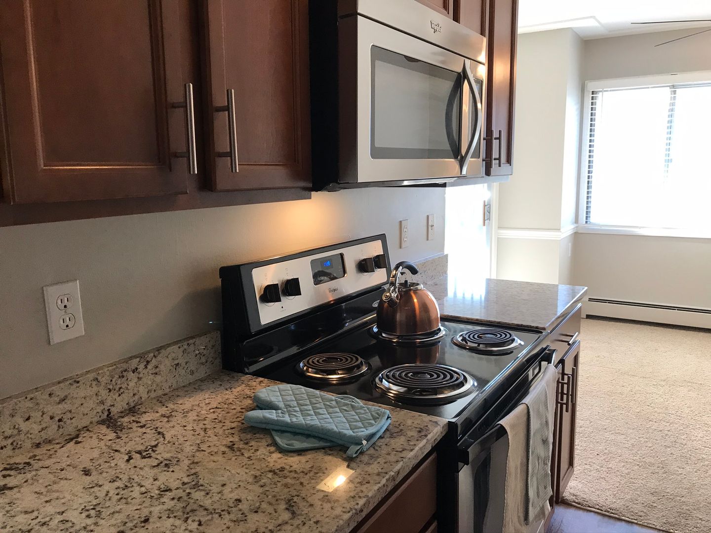 Eagan Apartment: 1950 Jade Lane