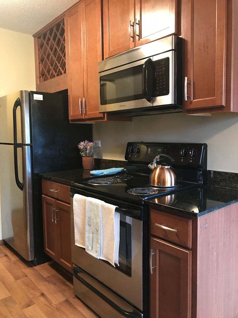 Eagan Apartment: 1950 Jade Lane