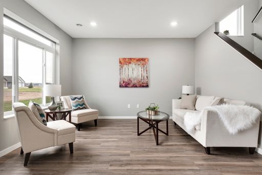 Two Bedroom Townhome with a Den and Two Bathrooms in Sartell