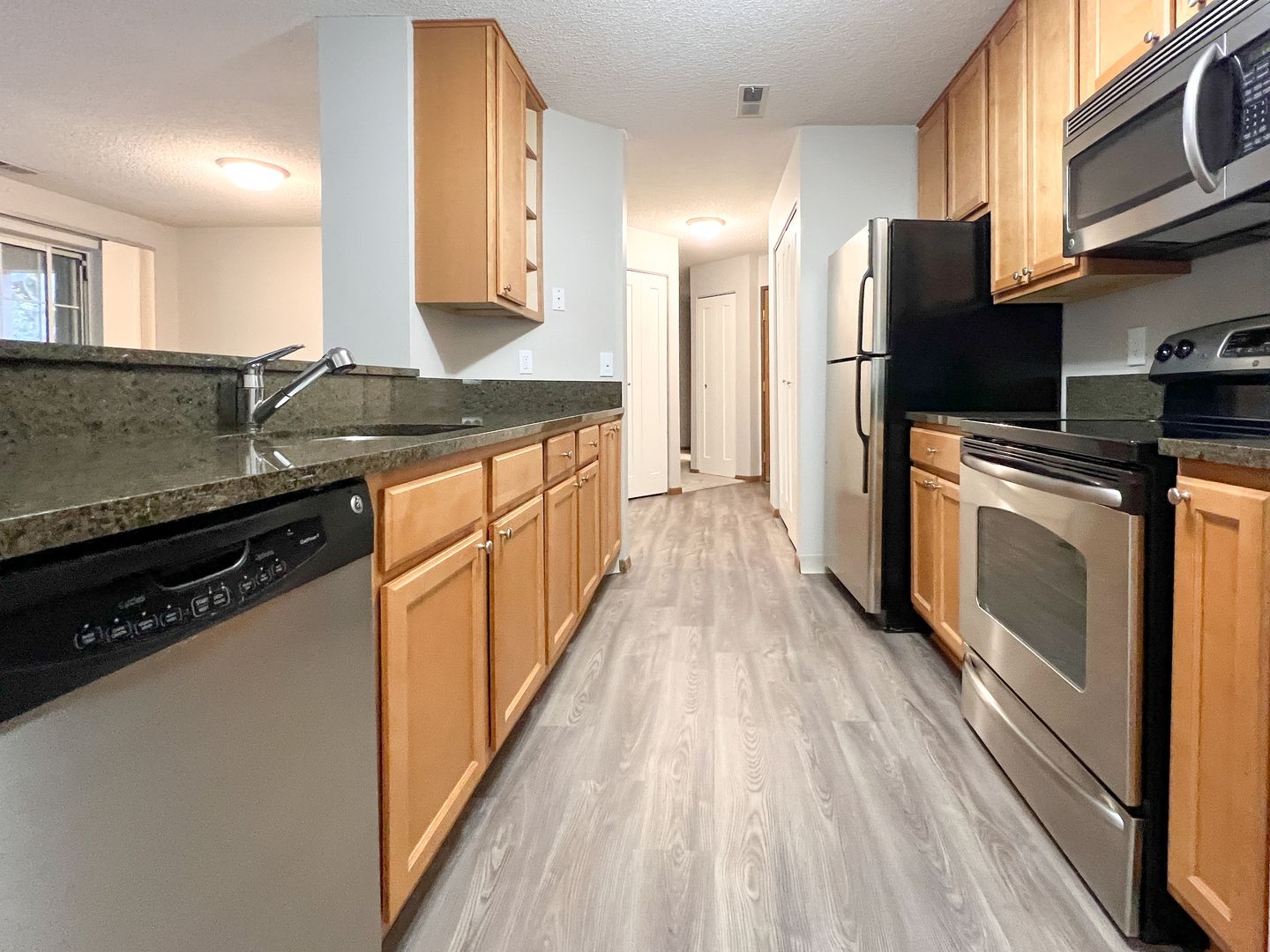 Minnetonka Apartment: 6100 Chasewood Pkwy