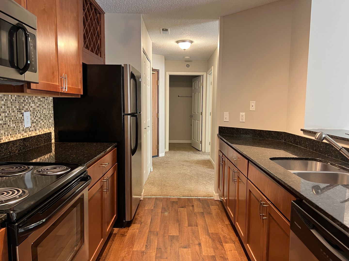 Minnetonka Apartment: 6100 Chasewood Pkwy