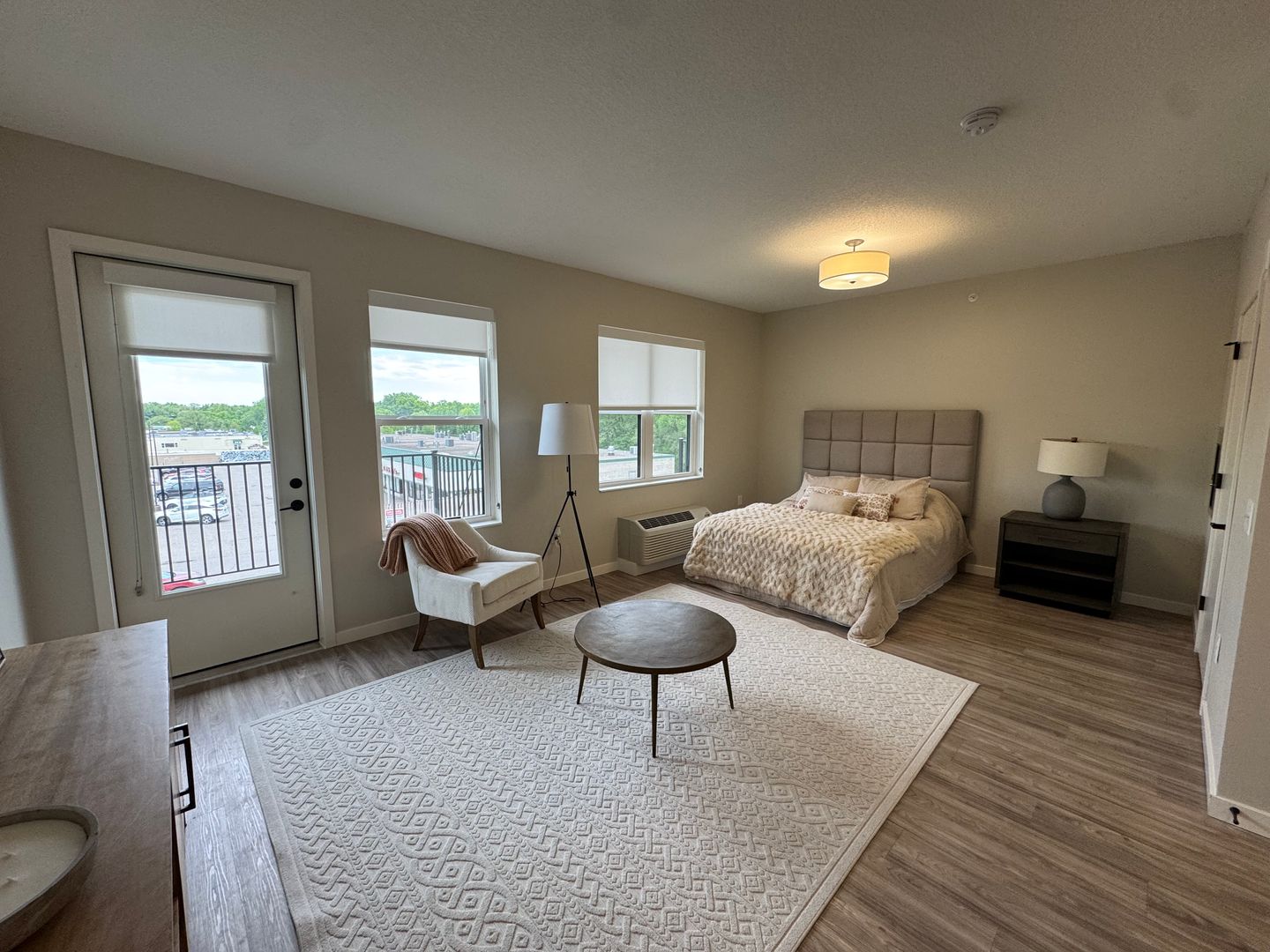 Hopkins Apartment: 4312 Shady Oak Rd