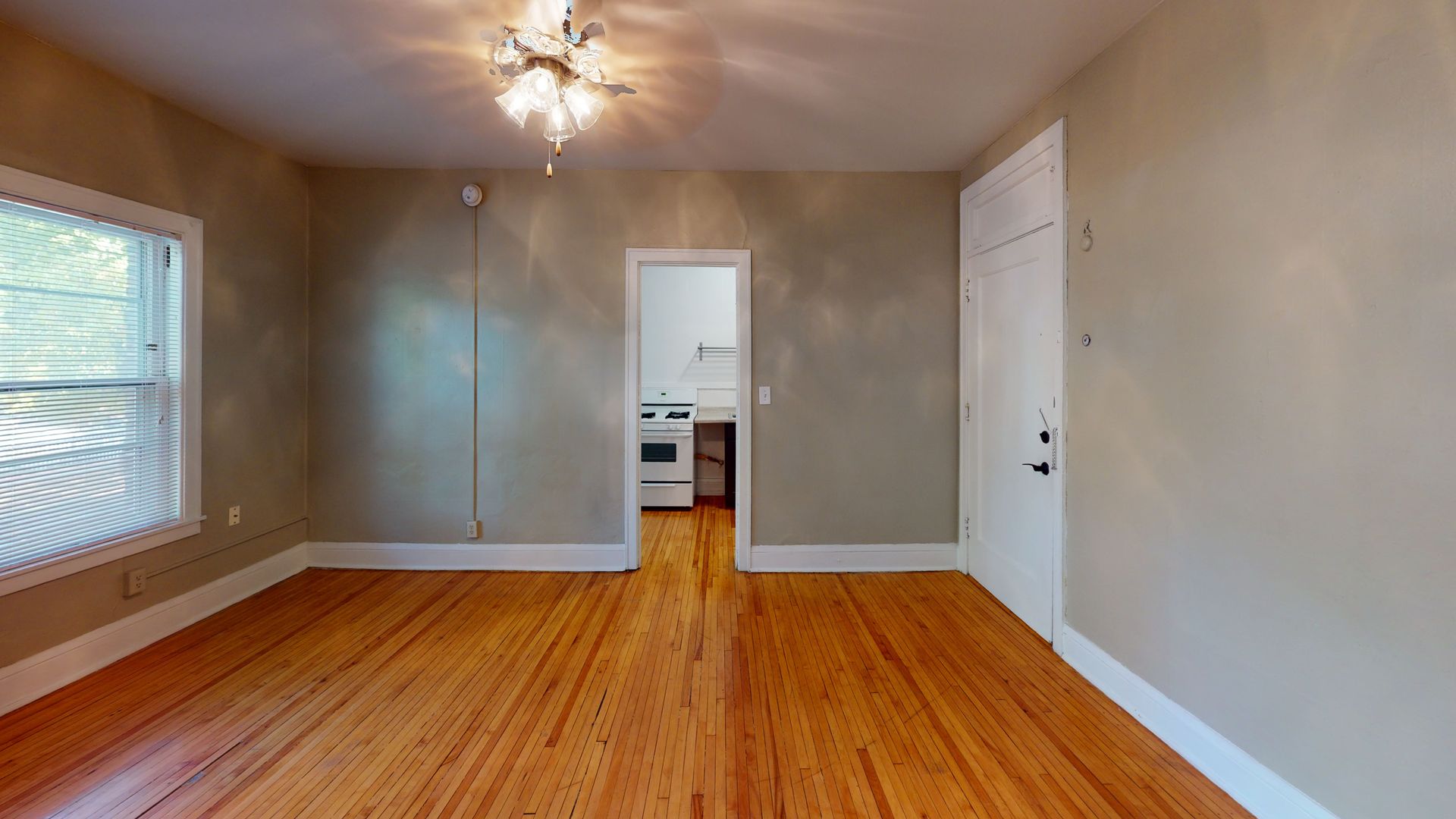 St Paul Apartment: 616 Lincoln Ave.