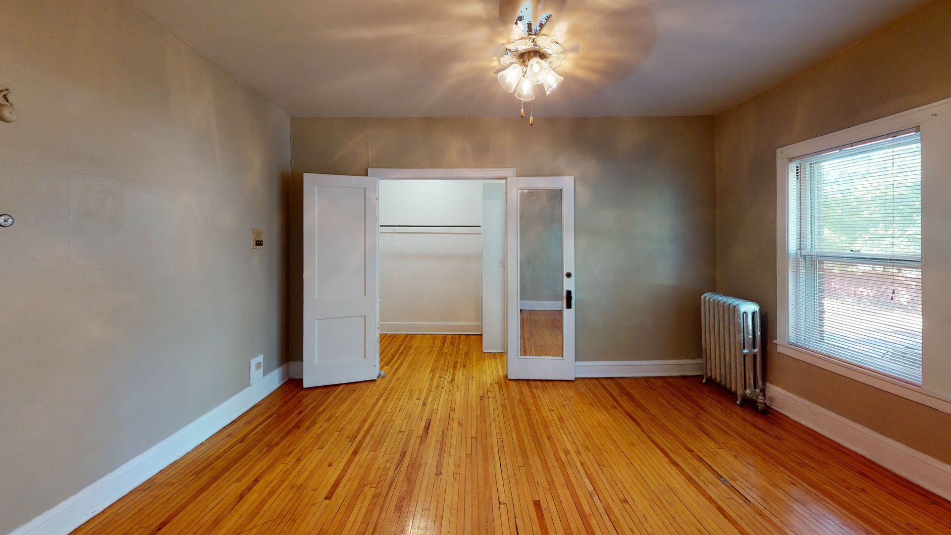 St Paul Apartment: 616 Lincoln Ave.