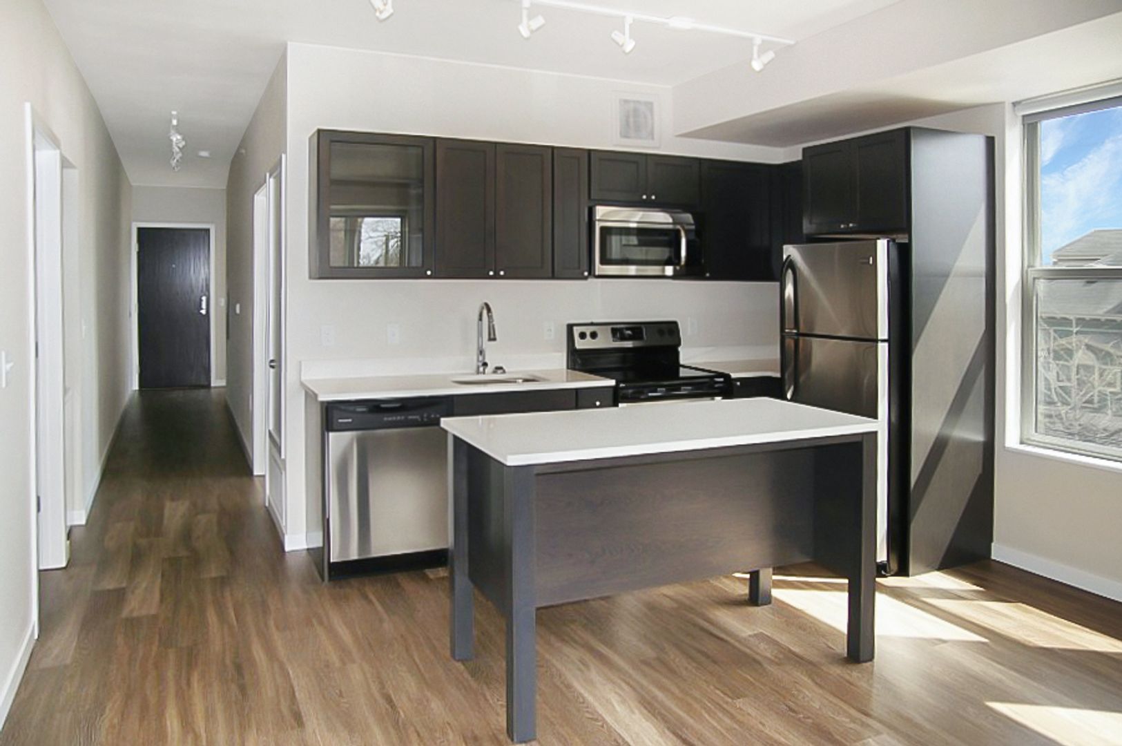 Minneapolis Apartment: 1006 West 24th Street