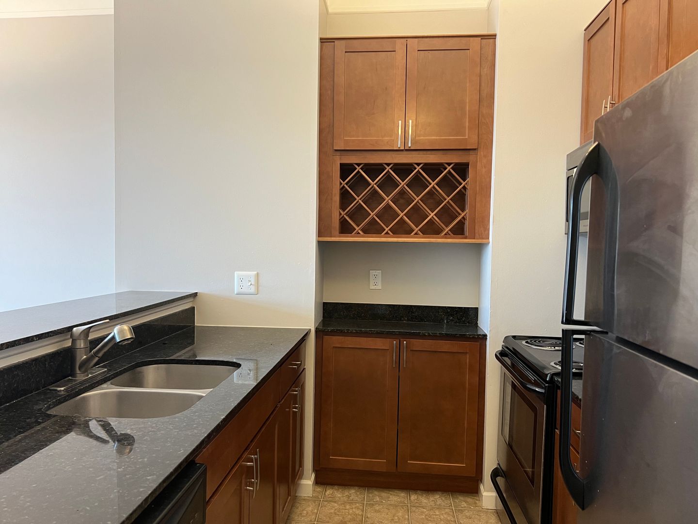Minnetonka Apartment: 6100 Chasewood Pkwy
