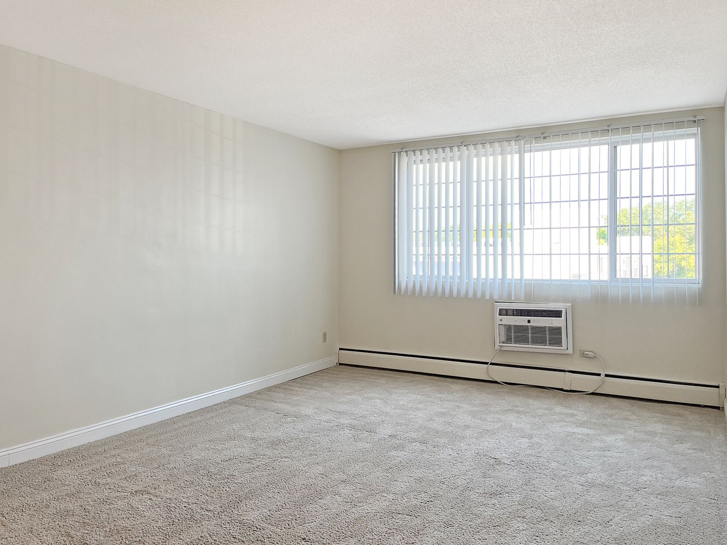Minneapolis Apartment: 3029 France Avenue South