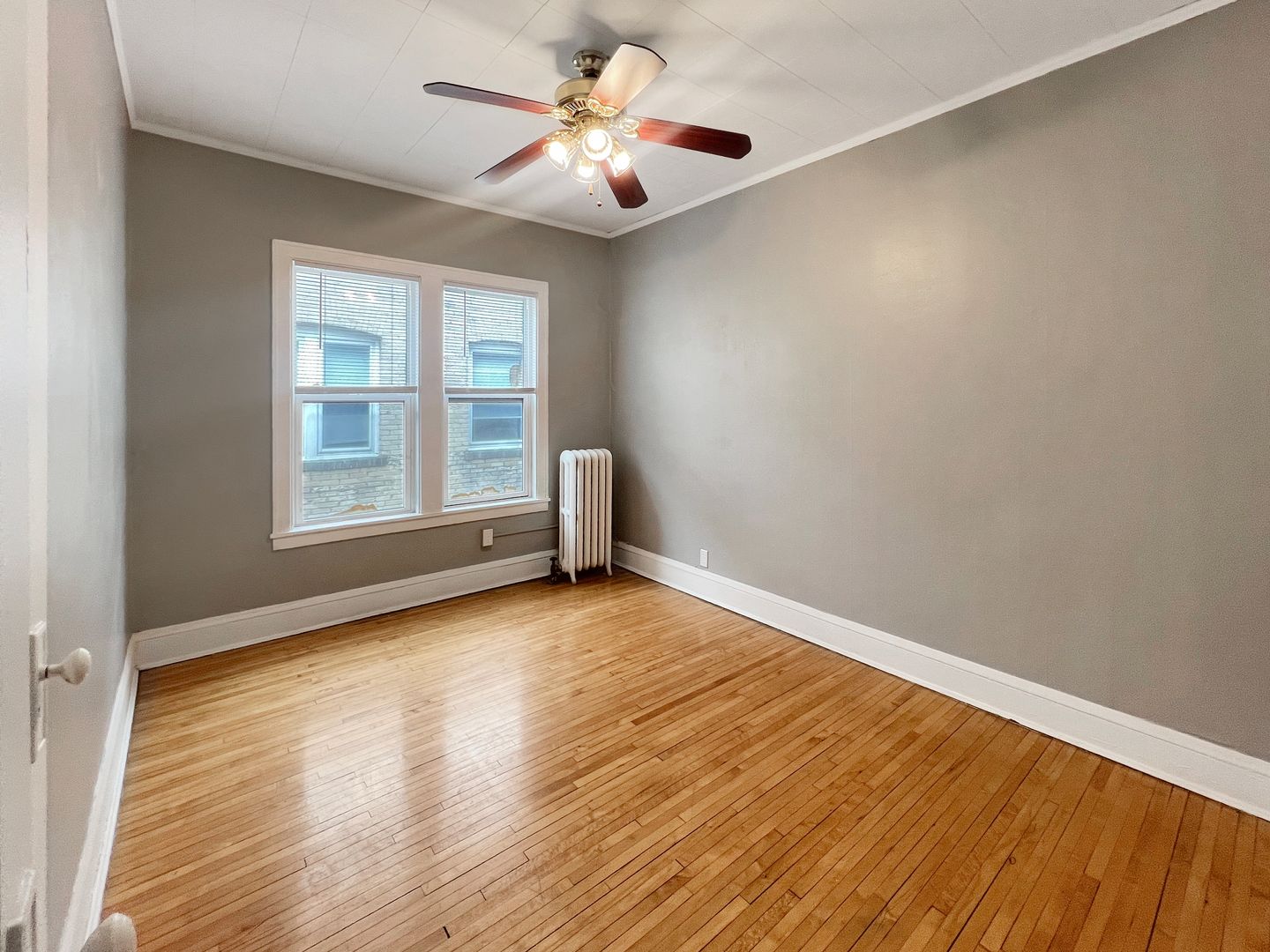 St Paul Apartment: 616 Lincoln Ave.