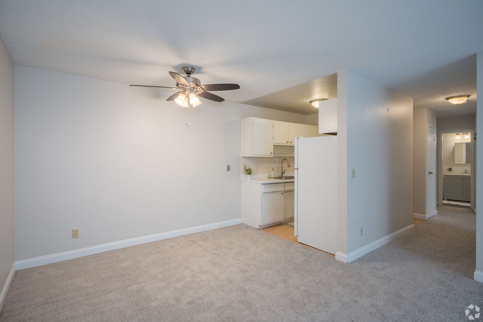 Minneapolis Apartment: 3029 France Avenue South