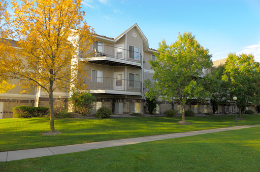 2 BR/1 BA at Park Place Estates – photo 1
