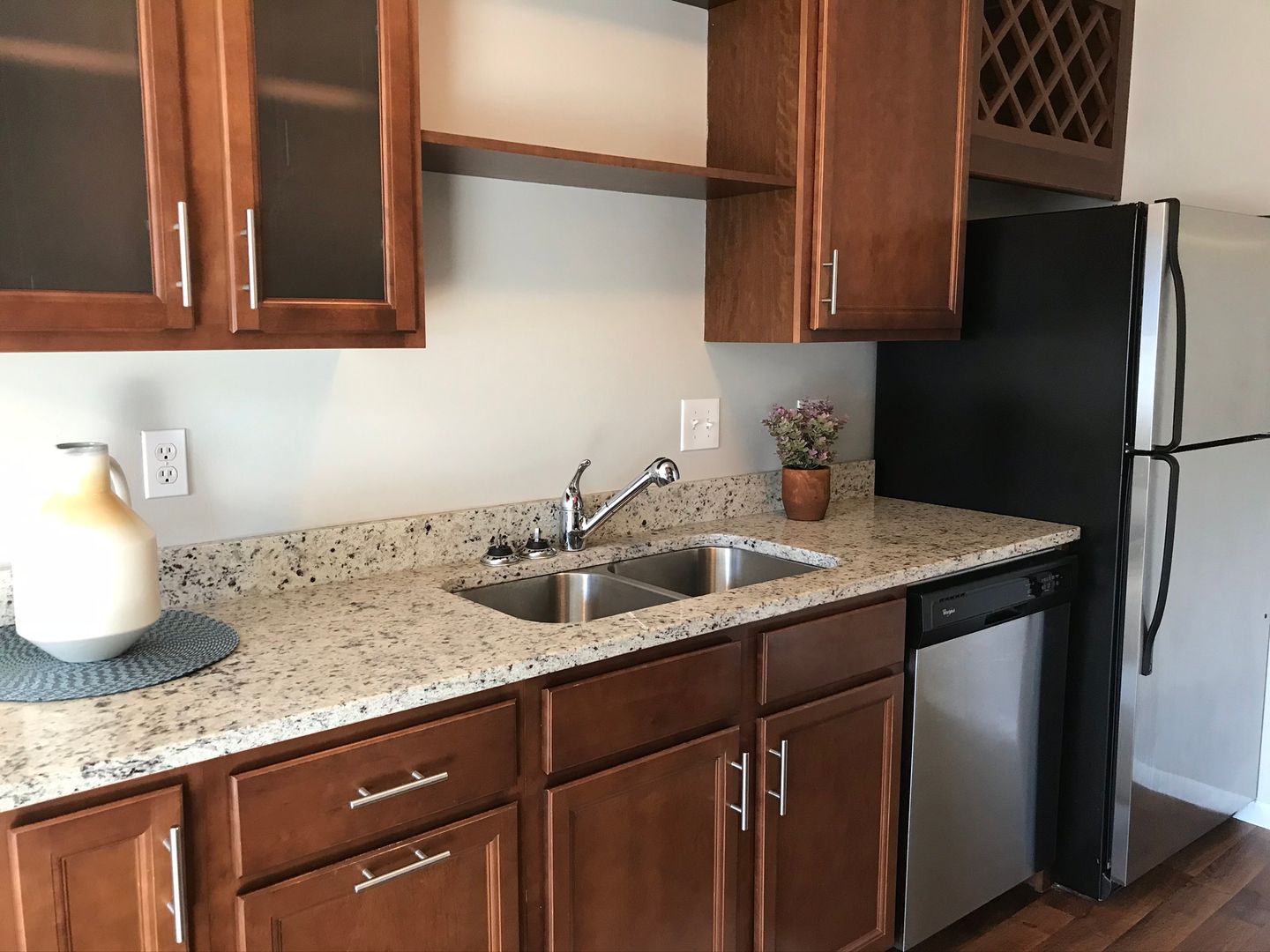 Eagan Apartment: 1950 Jade Lane