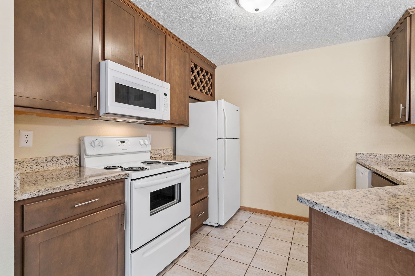 St Cloud Apartment: 3700 W St Germain