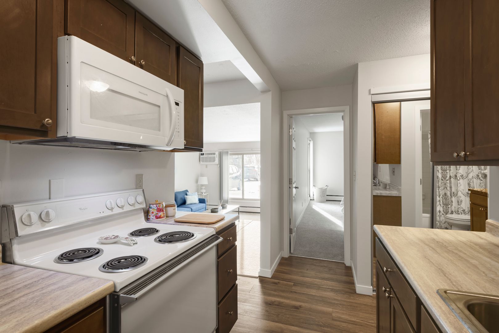 Minneapolis Apartment: 3031 Ewing Ave S