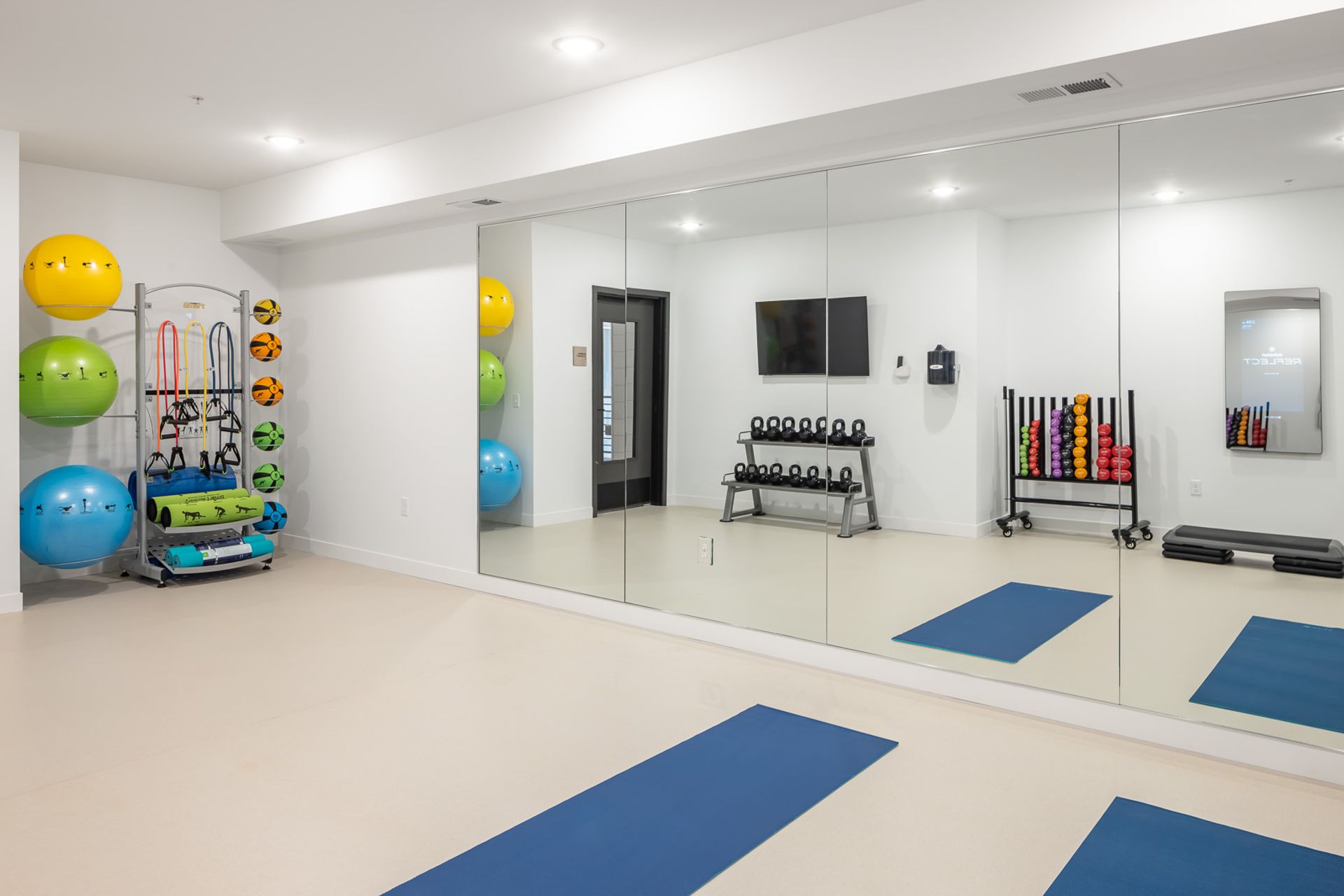 Gym at 101-01 The Reserve at Sono (3 of 3)