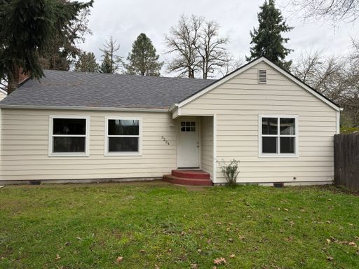 3234 Highway 20 - C, Sweet Home, OR 97386
