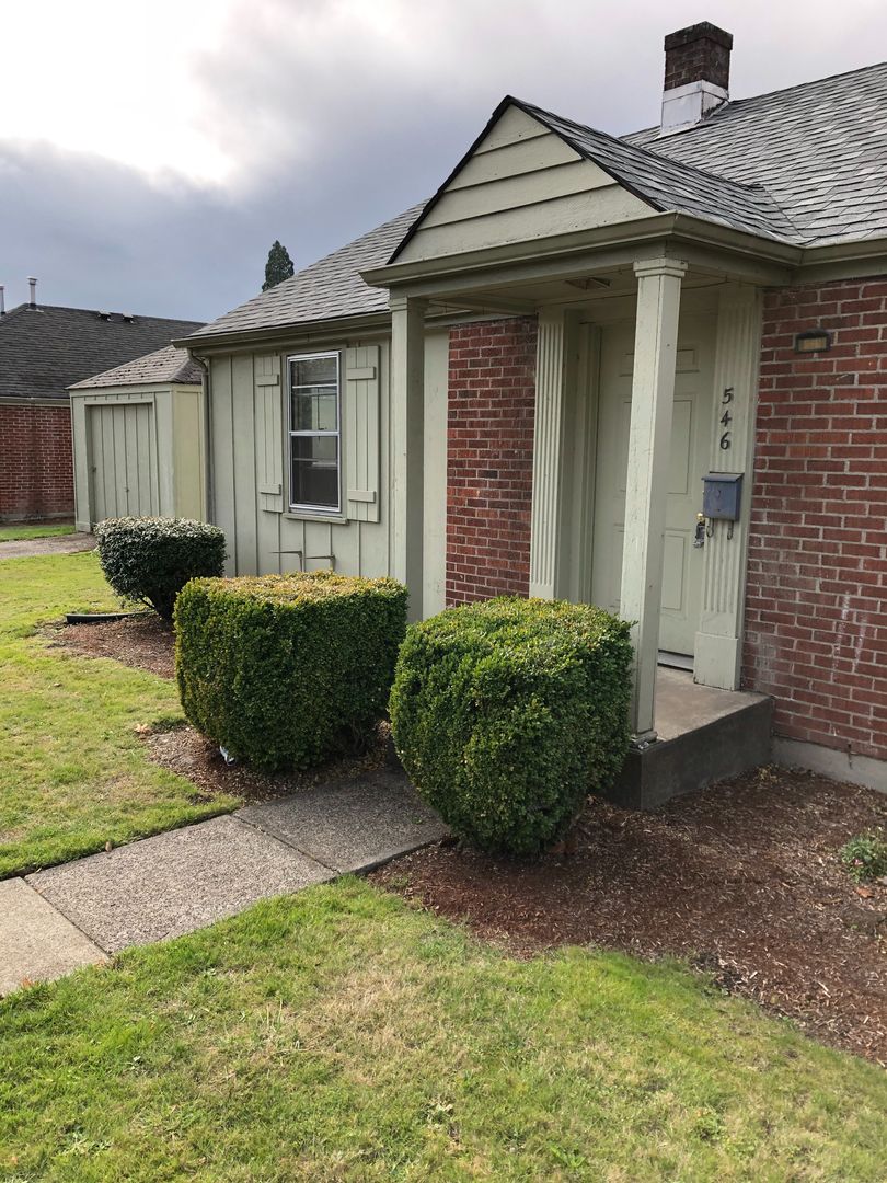 Corvallis Apartment: 502-546 NW Kings Blvd