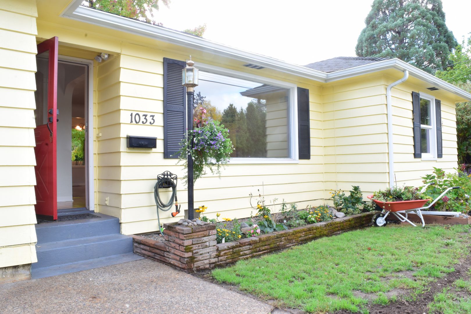 Corvallis House: 1033 NW 11th Street