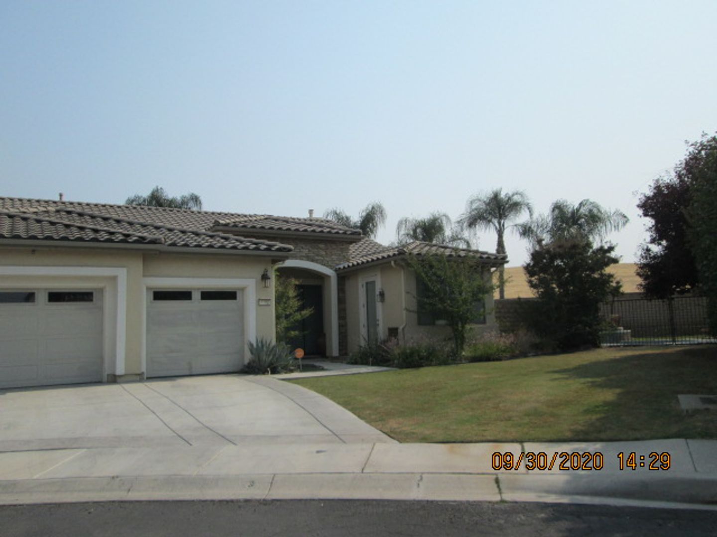 Bakersfield House: 4902 Hartnett Ct