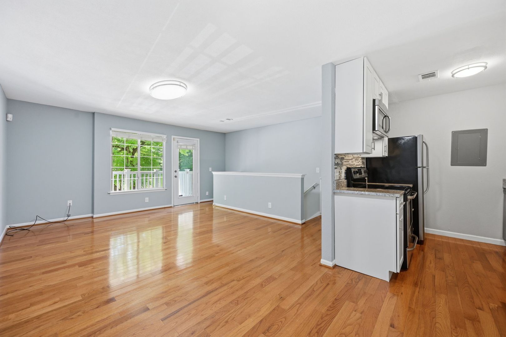 Rockville House: 10703 Hampton Mill Ter #100