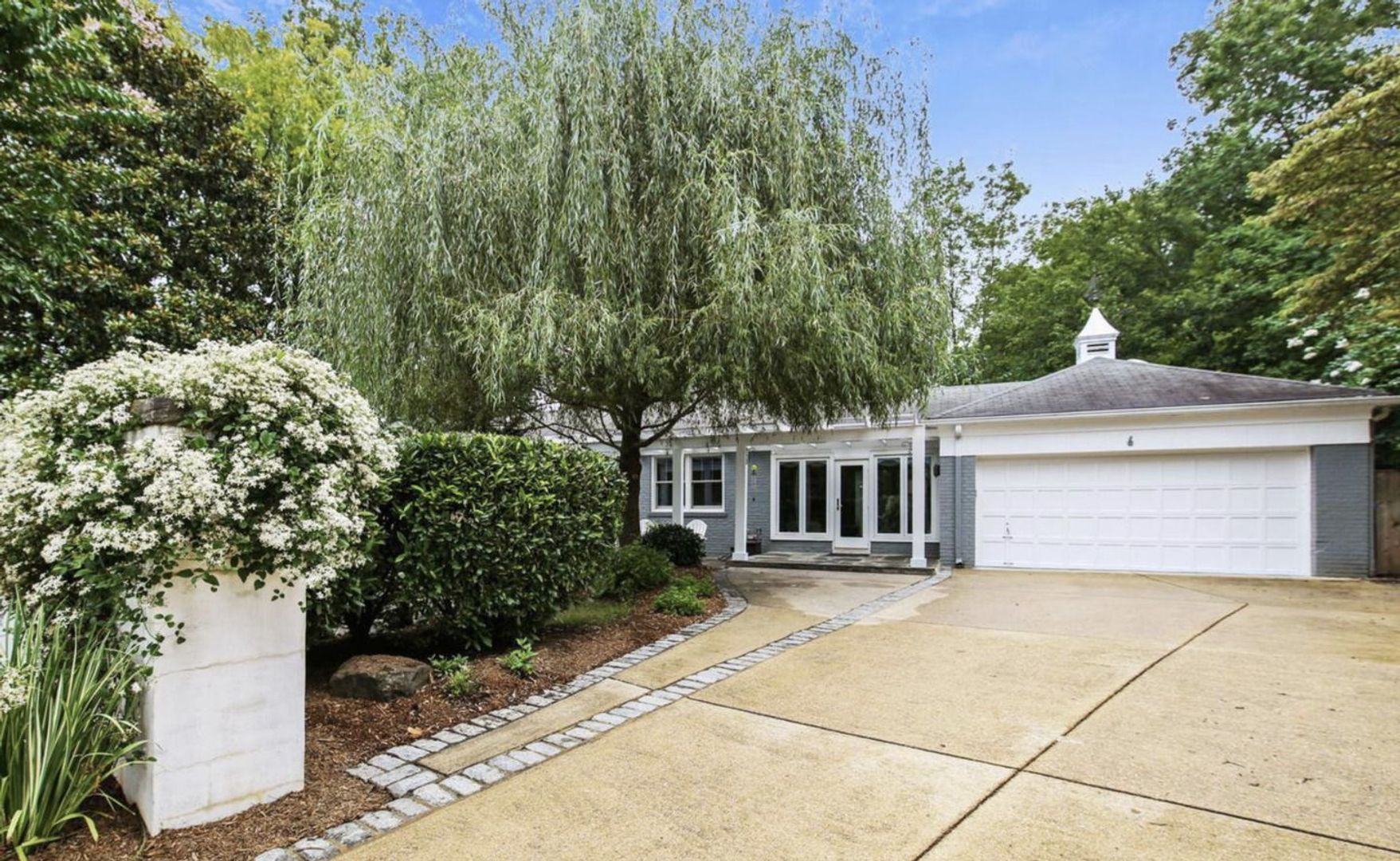 Chevy Chase House: 6 Spring Hill Ct