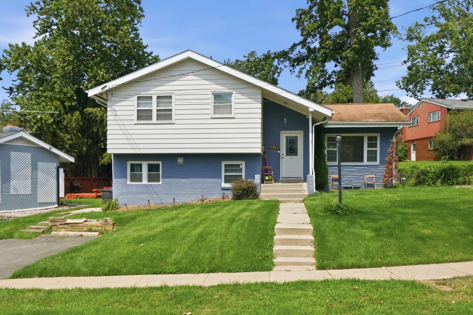 Silver Spring House: 11317 College View Dr