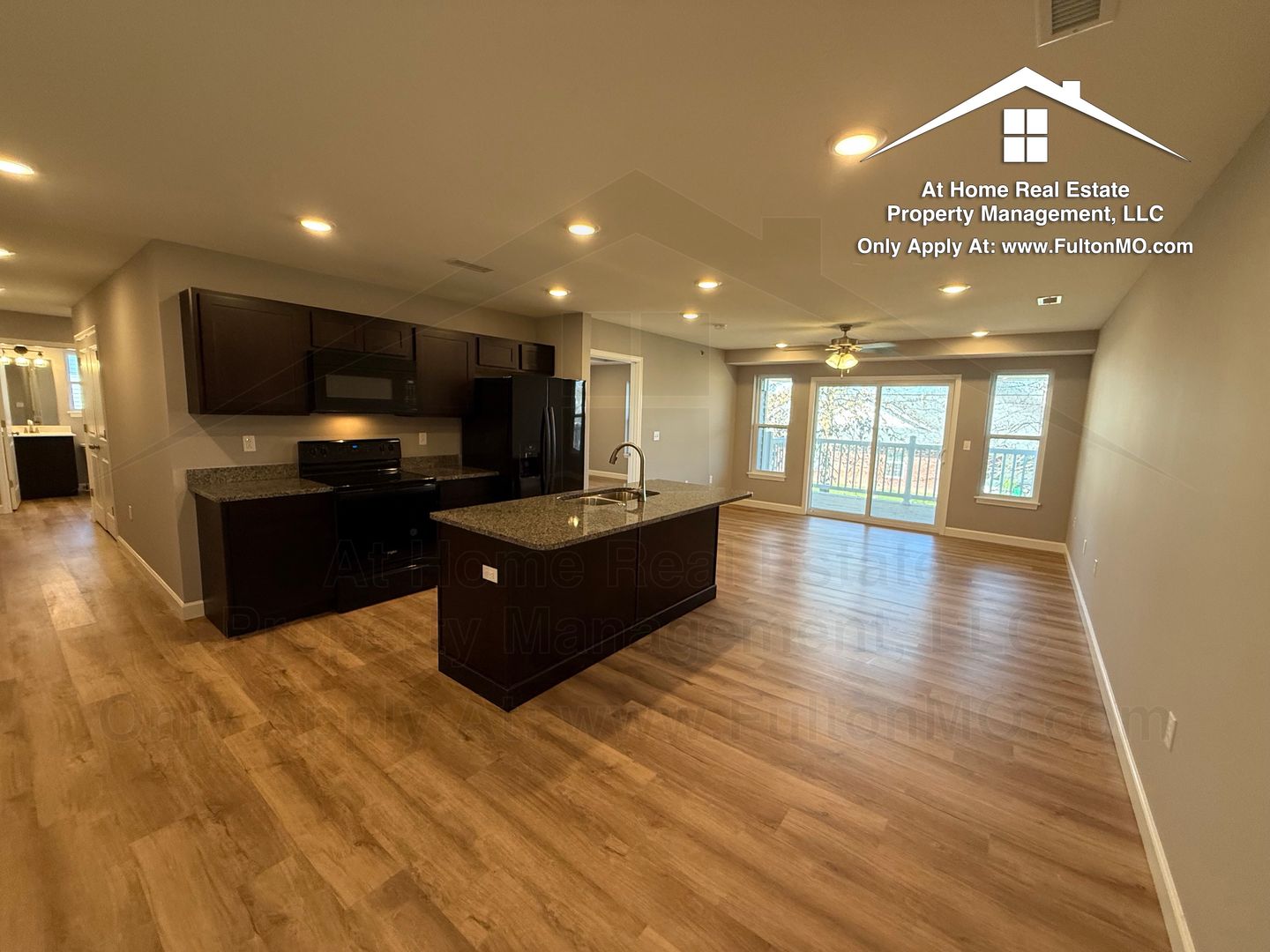 Fulton Apartment: 2610 North Bluff Street