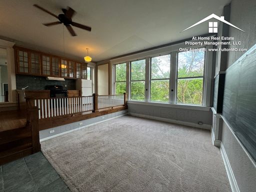 808 Center Street, Apartment 201 Fulton, MO 65251