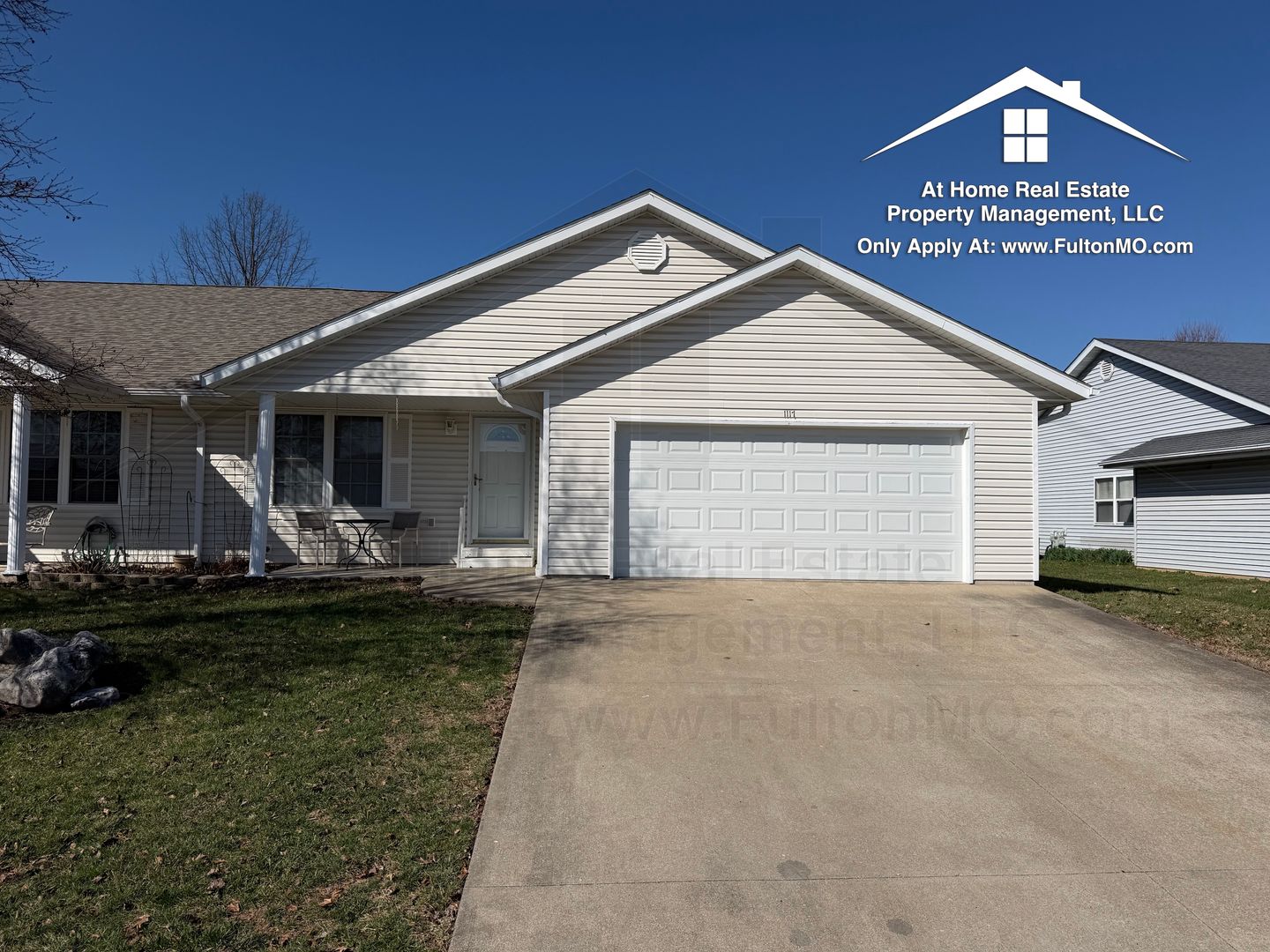 Fulton Apartment: 1117-1119 Ashton Circle East