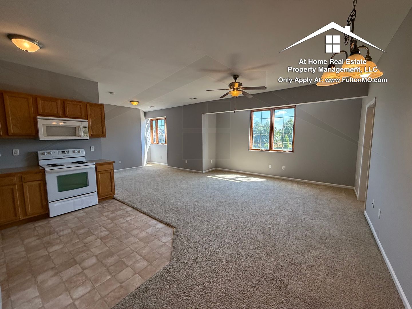 Fulton Apartment: 2606 North Bluff Street