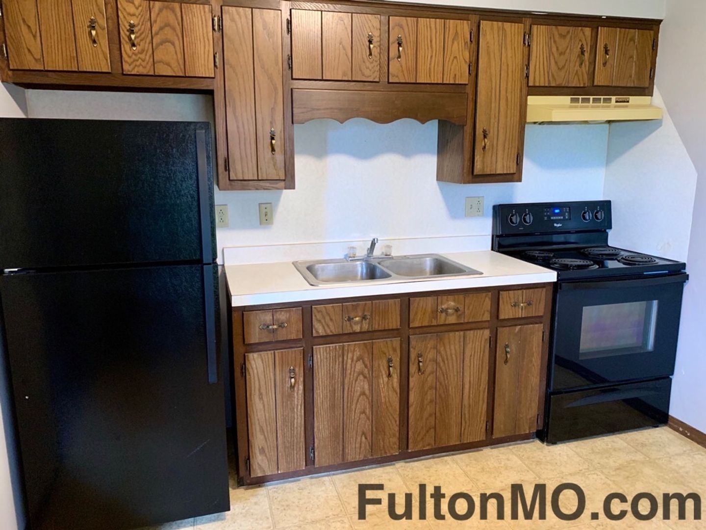 Fulton Apartment: 539 Collier Lane