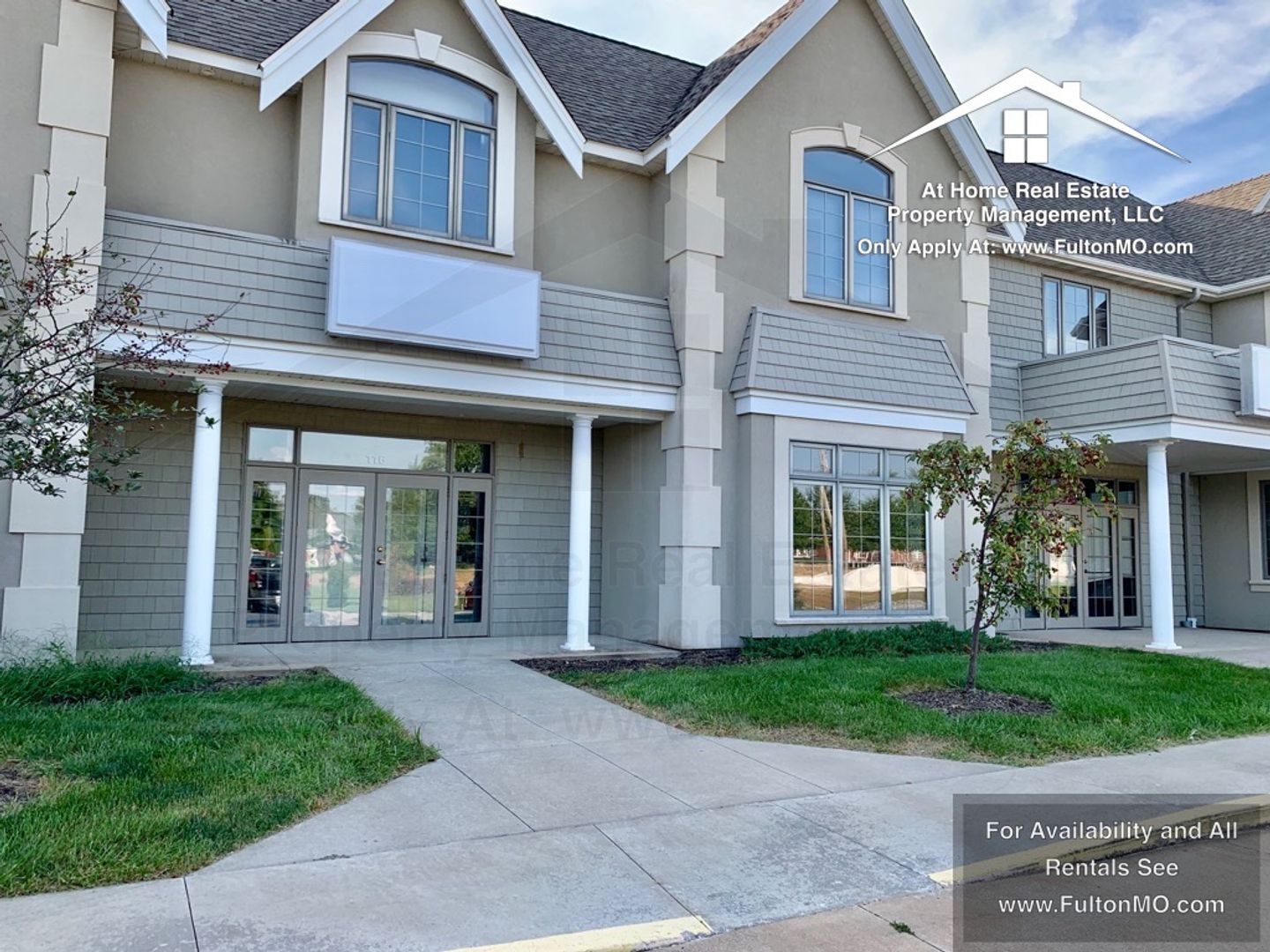 Fulton Apartment: 2606 North Bluff Street