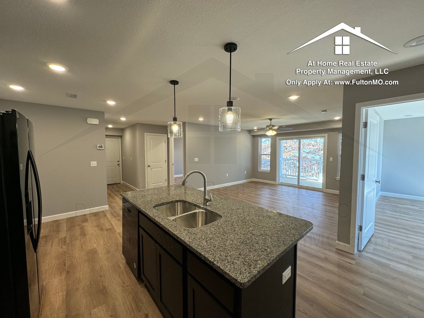 Fulton Apartment: 2610 North Bluff Street