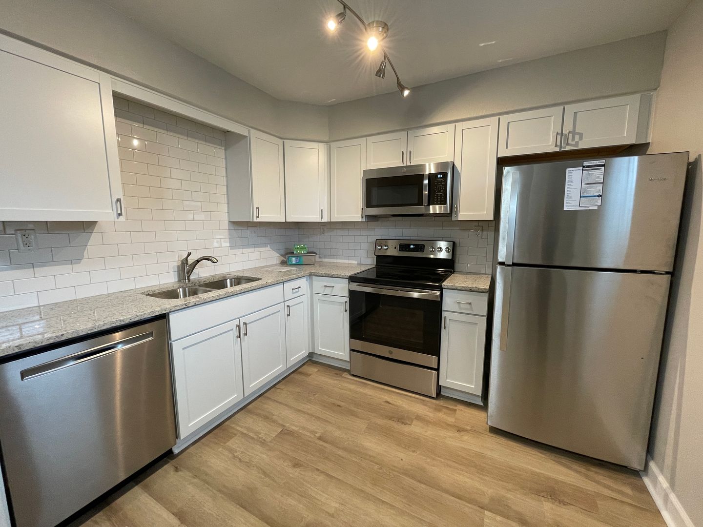 Mission Apartment: 5945 Woodson Rd.